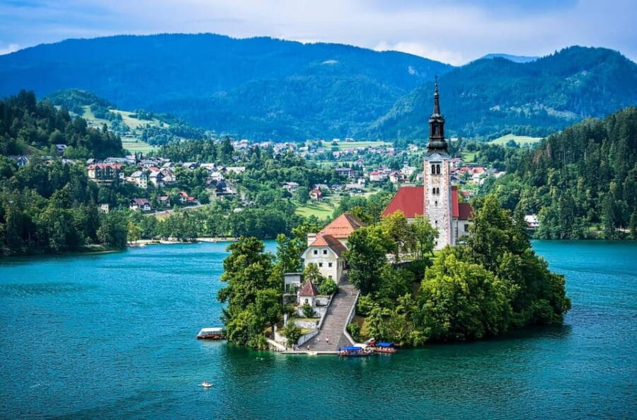 From Zagreb: Private Day Trip to Ljubljana and Lake Bled - Scenic Drive to Lake Bled and What to Expect