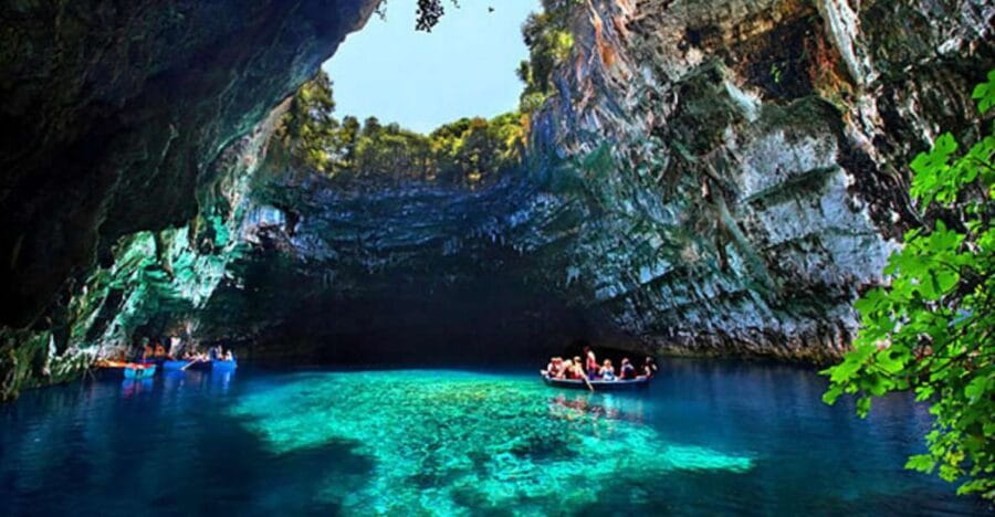From Zakynthos: Kefalonia Island Full Day Tour by Bus & Boat - Introducing the Kefalonia Full-Day Tour from Zakynthos