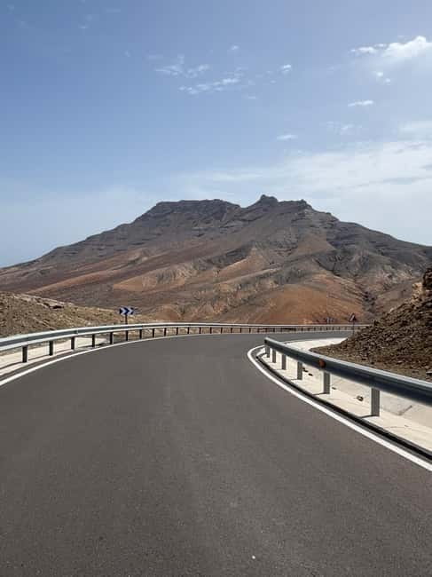 Fuerteventura: Guided Sightseeing Highlights Tour - A Day of Diverse and Breathtaking Sights