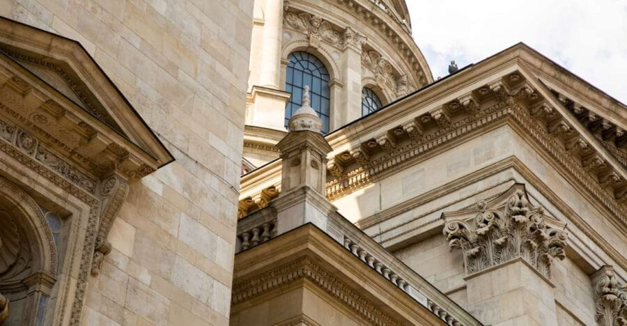 Full Day Budapest City Tour with Lunch, Wine & Dessert - The Value of the Experience