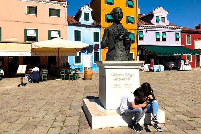 Full-day excursion to Murano, Burano and Torcello from Venice Train Station - Murano: The Glass Capital and Its Demonstration