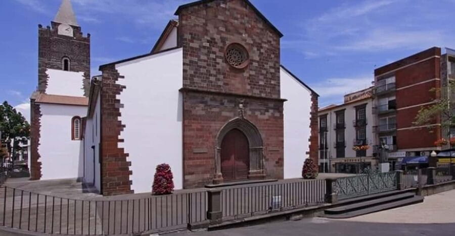 Funchal : Private Custom Tour with a Local Guide - Who Should Consider This Experience