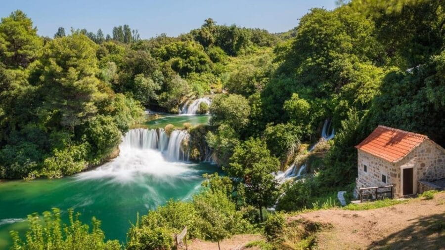 Game of Thrones Klis Fortress + Ethno Village in 8 languages - FAQs