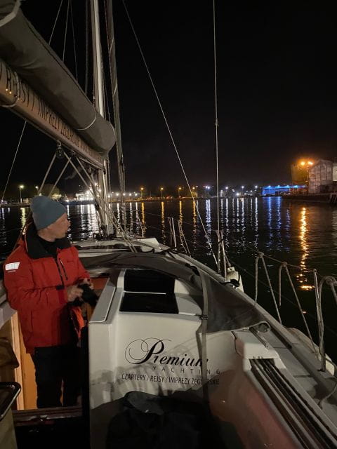 Gdansk: Scenic Evening Yacht Cruise with Welcome Drink - Key Points and Takeaways