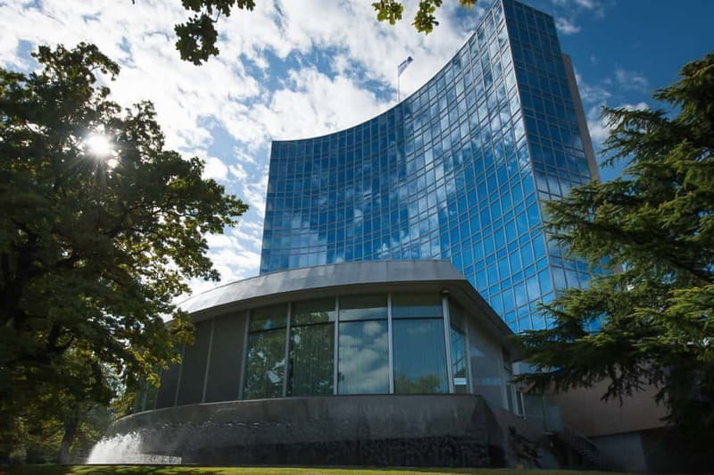 Geneva: Guided City Tour and Boat Cruise - Transport, Timing, and Practical Tips