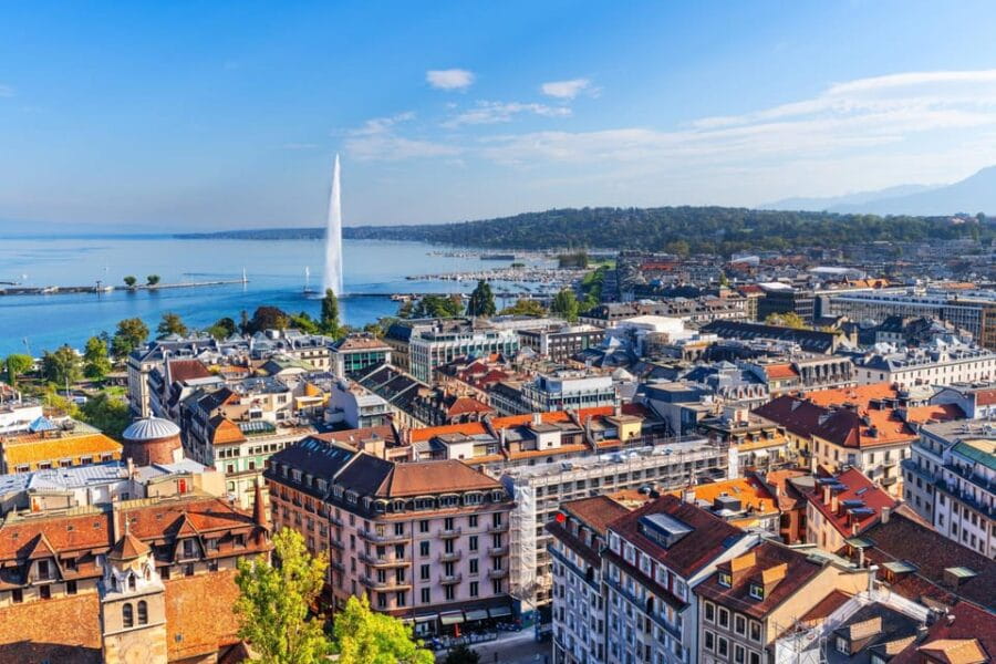 Geneva Highlights Old Town Private Walking Tour - What Makes This Tour Stand Out?