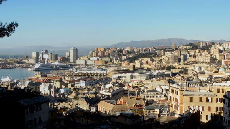Genoa: Cammino di Colombo - Urban Trekking through Ligurian Alleys & Wines - Climbing for Views at Castelletto