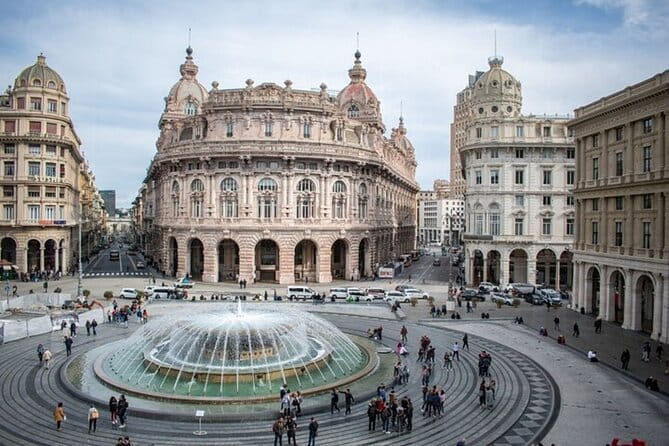 Genoa Must-See Attractions Walking Tour With A Guide - Walking Through Genoa’s Historic Heart