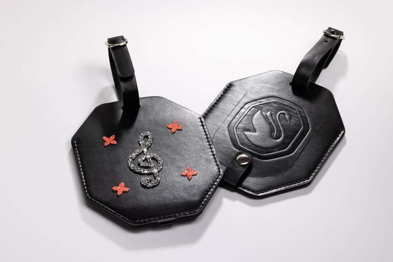 Get Crafty with Crystals: Your DIY Swarovski Workshop - Who Would Love This?