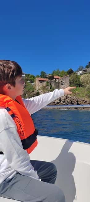 Get to know Hondarribia by sea. Audio-guided boat tour - Who Should Consider This Tour?