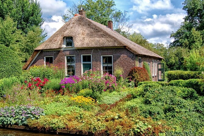 Giethoorn Private Tour with Cruise and Lunch from Amsterdam - Exploring the itinerary: what you really get