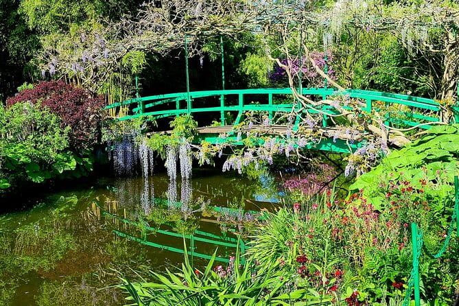 Giverny Auvers Van Gogh Private Guided Day Tour from Paris - Journey to Auvers sur Oise: Van Gogh’s Last Chapter