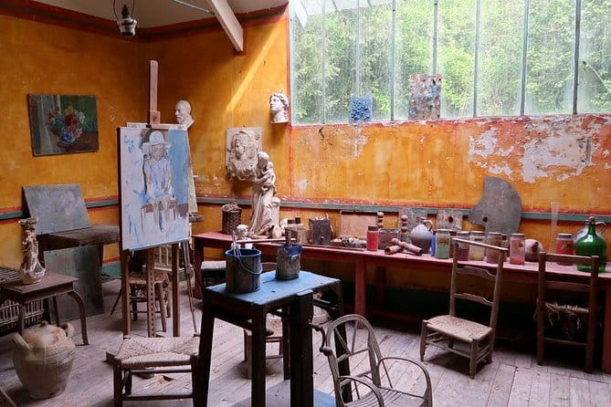 Giverny Private Tour: Monet's House & Garden - Price and Value Analysis