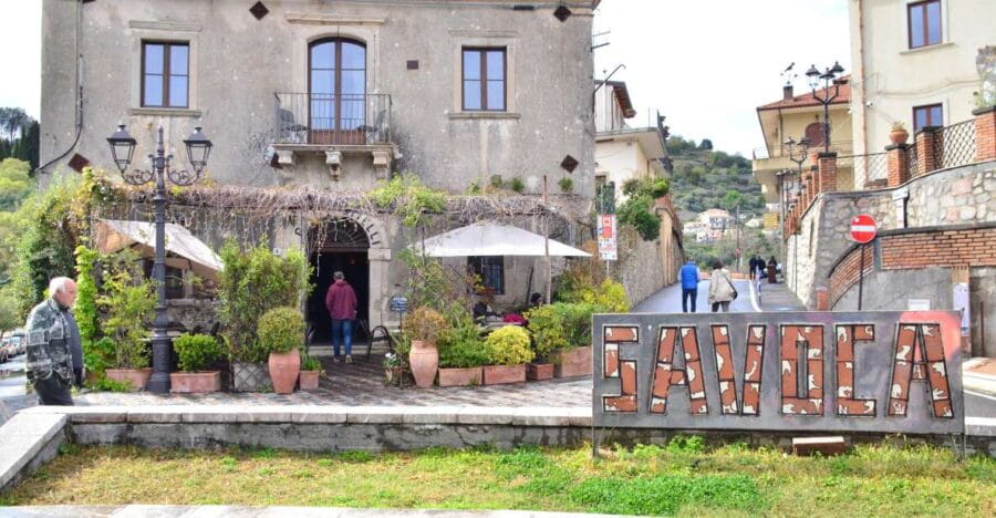 GODFATHER TOUR film's locations departure from Taormina area - Logistics and Value: What to Expect