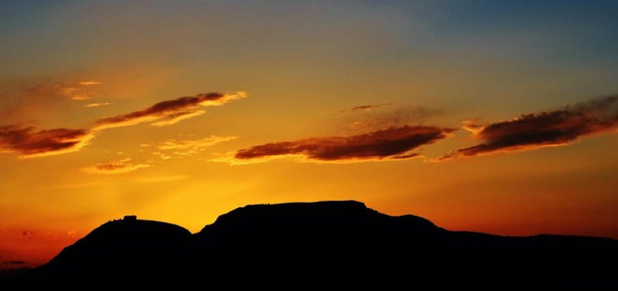 GOLDEN HOUR: SUNSET IN THE COSTA BRAVA - Exploring the Sunset Boat Trip in Depth