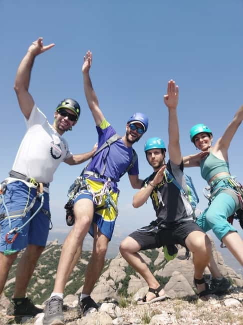 Gorros de Montserrat: climb and enjoy the magical mountain from its peaks. - The Value of Guided Climbing in Montserrat