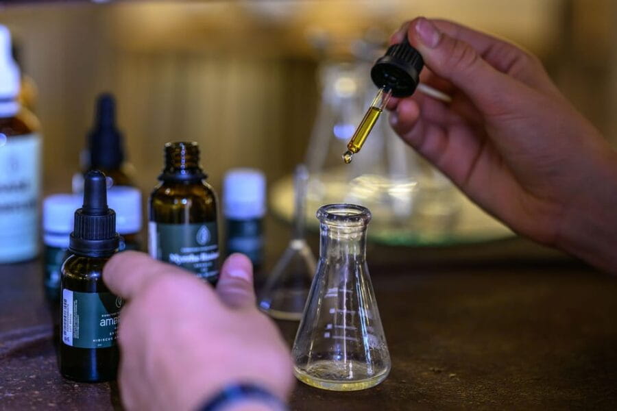 Grasse: 100% natural perfume creation workshop - Crafting Your Own Fragrance: Fun and Personal