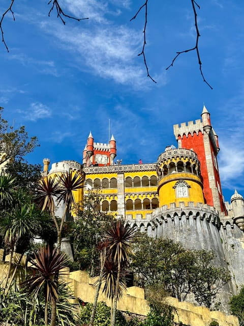 Group Tour Sintra: Highlights, Coastline and Cascais - The Charm of Quinta da Regaleira & Monserrate