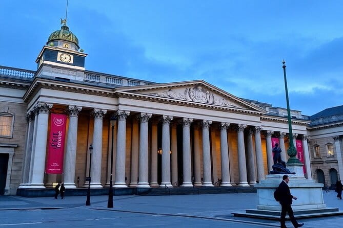 Guided Tour of the British Museum in London - An In-Depth Look at the Guided Museum Experience