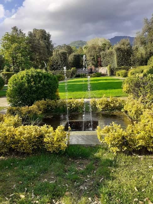 Guided tour of the park of Villa Reale di Marlia - Exploring the Water Theater and Lakeside Views