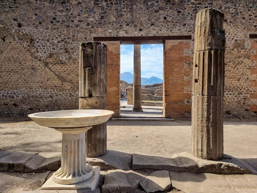 Guided Tour to Pompeii and Vesuvius from Sorrento - Enjoying Free Time and Lunch