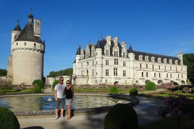 Guided walking tour of Chenonceau chateau - Gardens and Art: A Feast for the Senses
