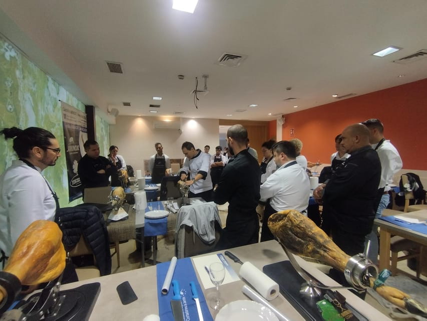 Ham Cutting Masterclass + Tasting: Granada - Who Will Enjoy This Experience?