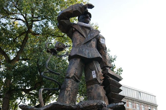 Hamburg: Red- & Bluelight - Private guided Reeperbahn Tour - Who Is This Tour Best For?