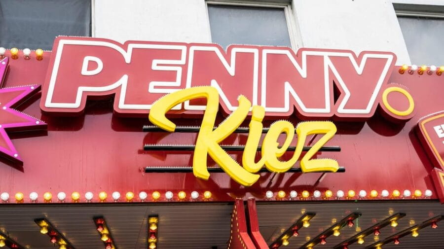 Hamburg: Reeperbahn & St. Pauli by Day - Who Should Consider This Tour?