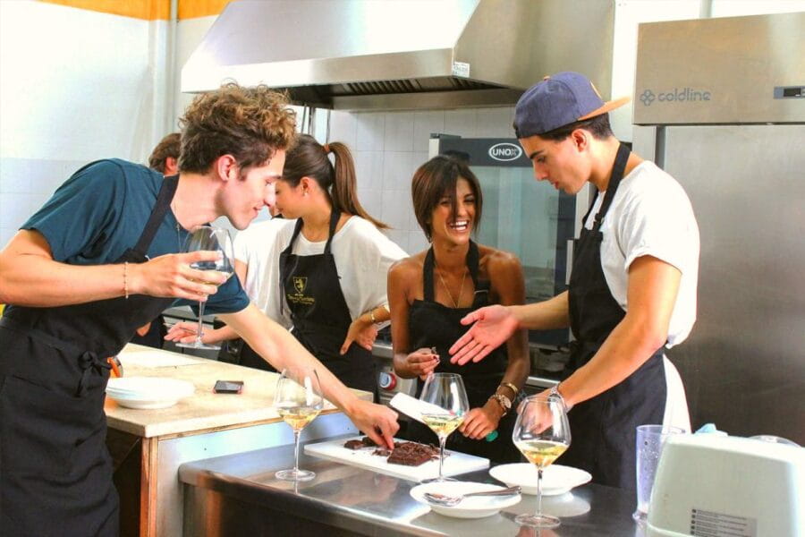 Hands-on Lasagna Making Cooking Class and Wine Tasting - FAQ