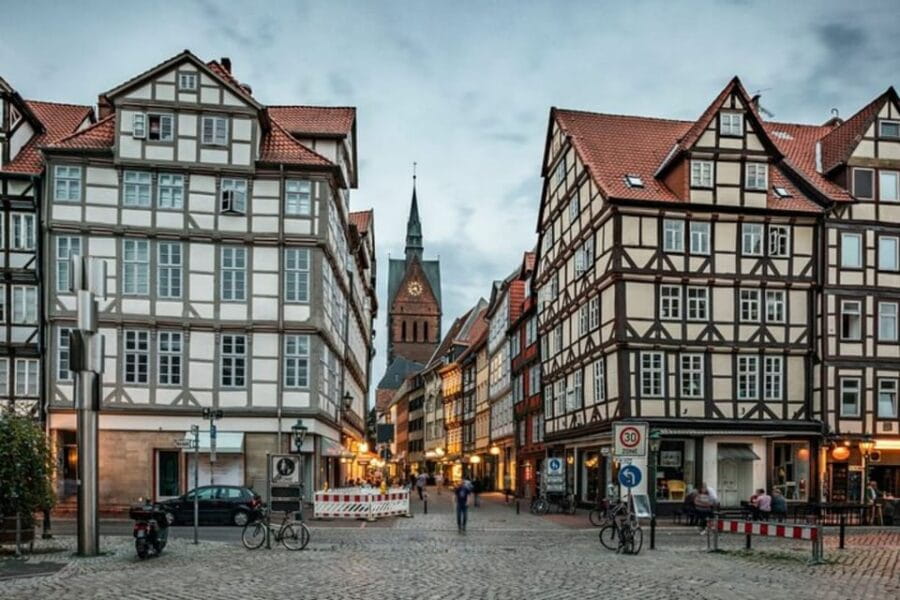 Hanover: Private Walking tour with A Guide (Private Tour) - Why This Tour Offers Good Value