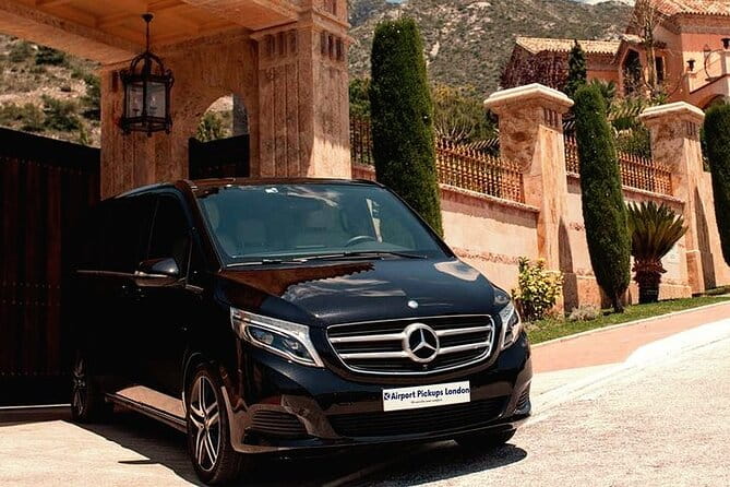 Heathrow Airport to Cambridge private taxi transfers - Who Should Consider This Transfer?