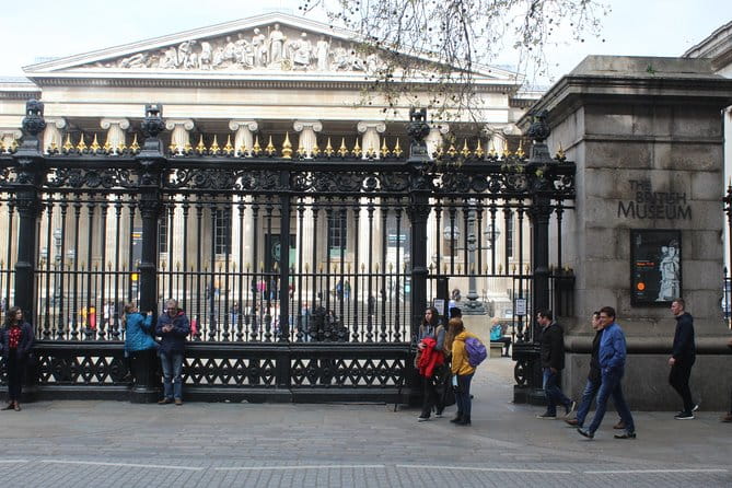 Heathrow Airport to Central London Private Round Trip Transfer - The Choice of Mercedes and Group Sizes