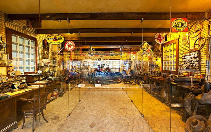 Hellenic Motor Museum Entrance Ticket - Entering the Museum: What Youll See and Experience