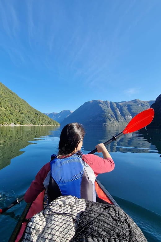 Hellesylt: Beginner-Friendly Fjord Kayaking Experience - The Itinerary: What You Can Expect