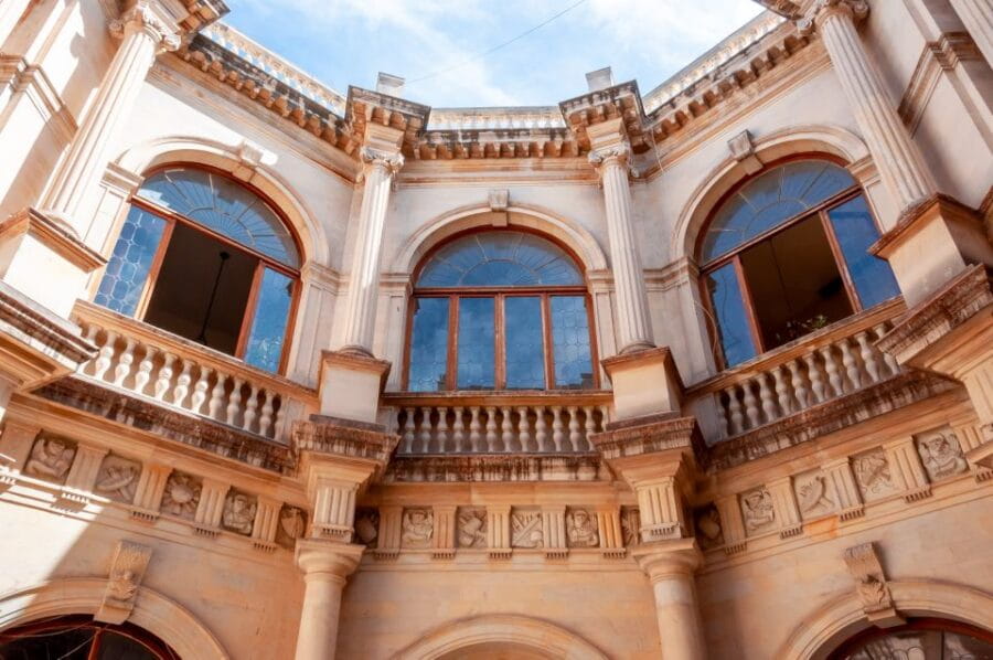 Heraklion: Mobile Self-Guided Audio Sightseeing Tour - The Itinerary: Walk Through Heraklion’s Key Sites