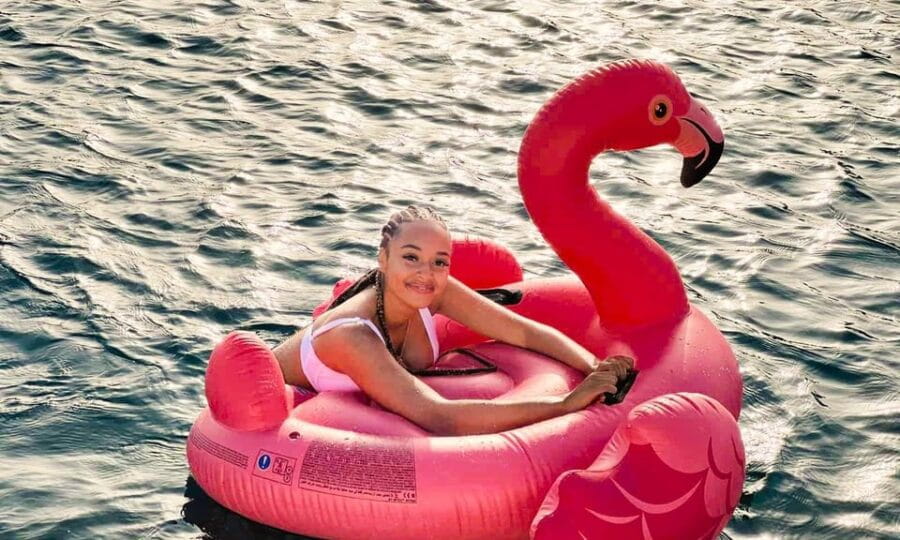 Heraklion: Private Sunset Catamaran Cruise to Dia with Wine - Exploring Dia Island’s Bay: Snorkeling, Swimming, and Fun