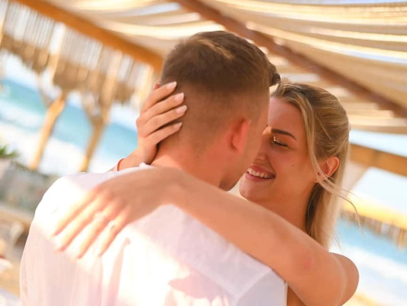 Heraklion: Venetian Port Photoshoot with Online Delivery - What to Expect During the Photoshoot