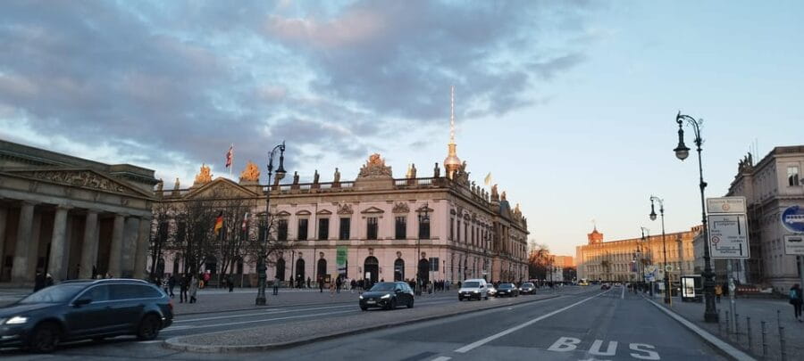 Highlights up to 12 Person Combined vehicles - Price and Logistics: Does It Offer Good Value?