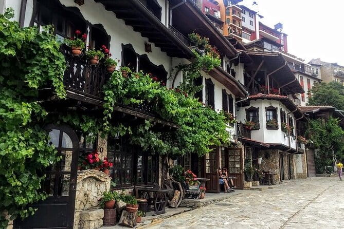 Hike Bulgaria Love Swing, Veliko Tarnovo and Tarevet Fortress - Who Would Enjoy This Tour?