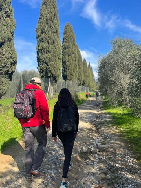 Hike with Lunch & Wine in da Vincis Land in Tuscany - The Scenic Hike through Vinci’s Countryside