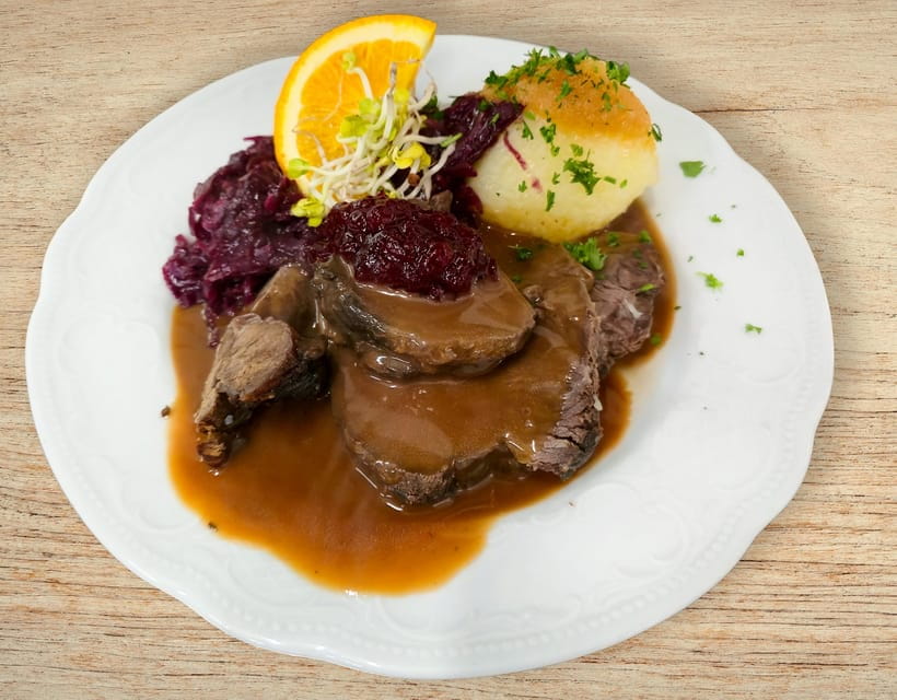 Historical tour of the old town including a Saxon dinner - FAQ