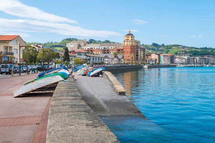 Hondarribia: City Highlights Guided Walking Tour - Discovering Hondarribia: An In-Depth Look at the Guided Walking Tour