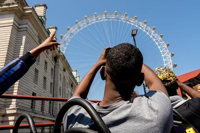 Hop on Hop off Bus Tour (24h) - The Experience: What It’s Like On Board