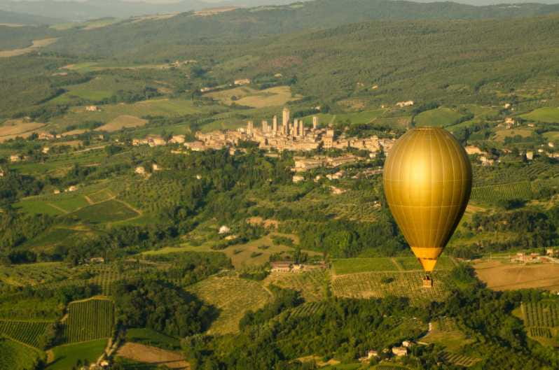 Hot Air Balloon Flights near San Gimignano - The Magic of Soaring Over Tuscany