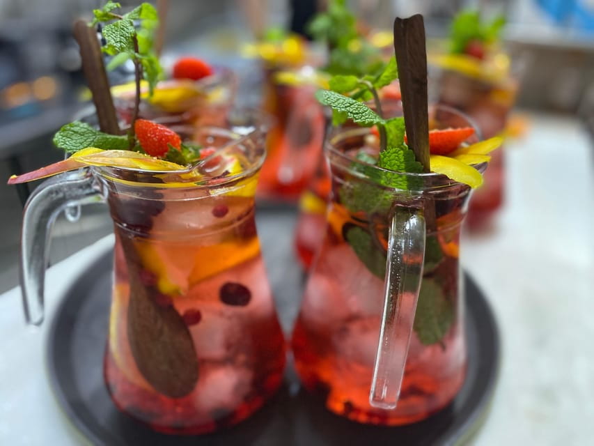 Ibiza: Dalt Vila Walking Tour with Sangría Workshop - The Sangría Workshop: A Hands-On Spanish Classic