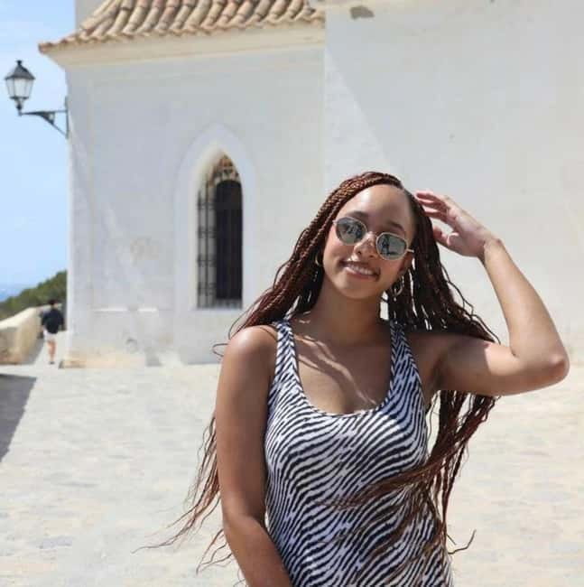 Ibiza: Private Photo Shoot with a Professional Photographer - Price and Logistics: Is it Good Value?