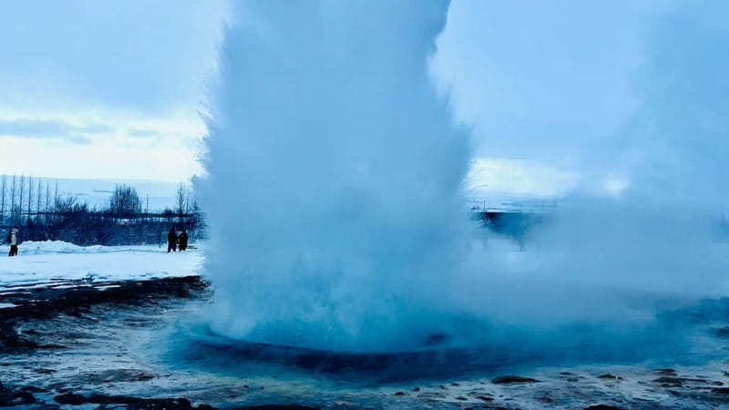 Iceland: An Affordable 4-Day Adventure Tour - Day 2: The Golden Circle—Geysers, Volcanoes & Tectonic Plates