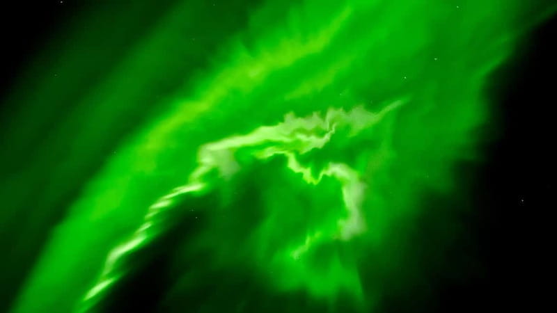 Inari/Ivalo: Aurora Hunting Tour by Car with Warm Drinks - Who This Tour Would Suit