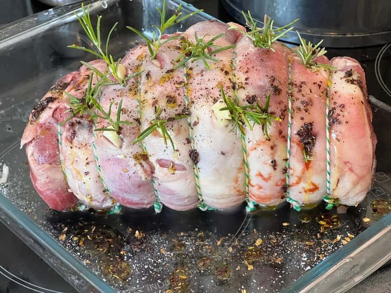 Inverness: Highland Dining and Folklore Experience - What Does the Tour Include?